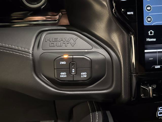 Used 2026 RAM 2500 Limited AWD/4WD image 29
