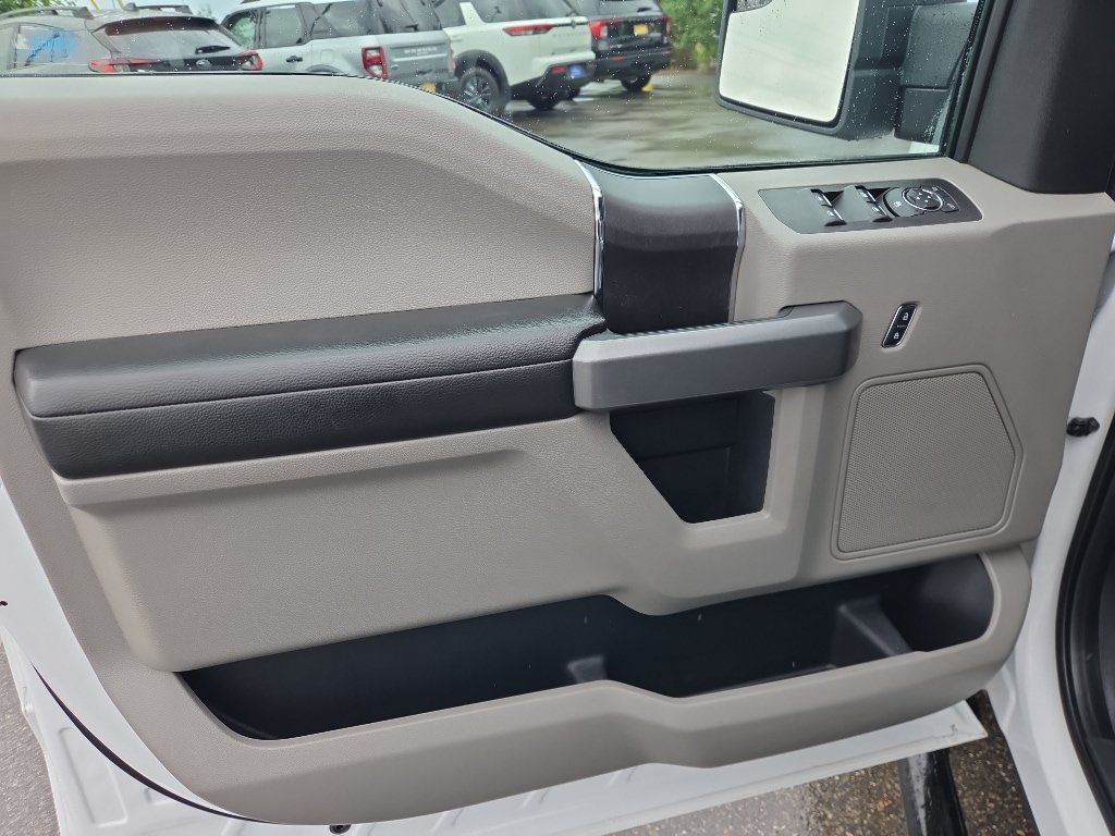Certified 2018 Ford F150 XLT w/ Trailer Tow Package AWD/4WD image 17