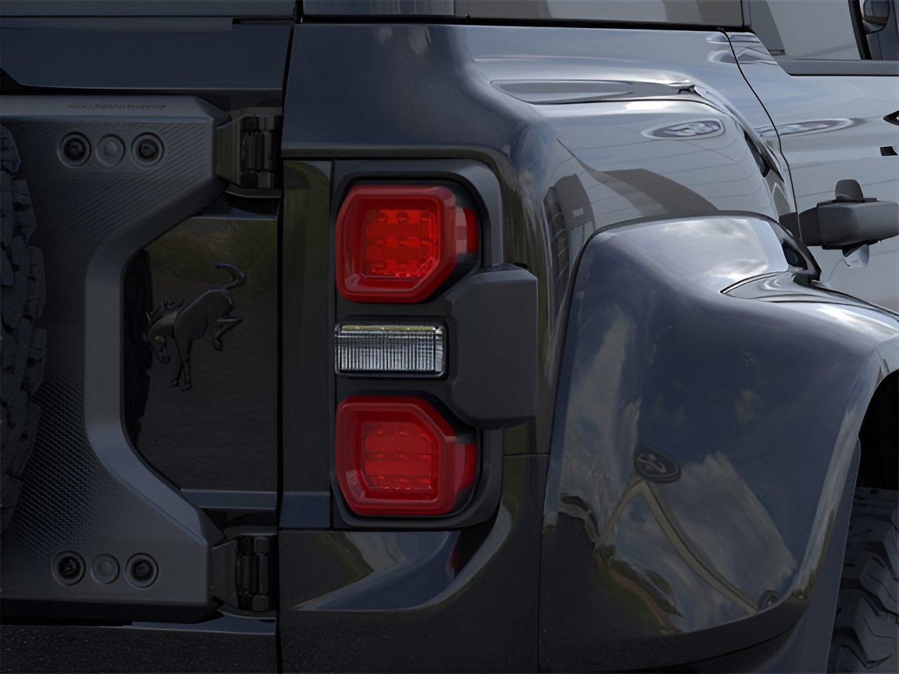 Certified 2025 Ford Bronco Raptor w/ Interior Carbon Fiber Pack AWD/4WD image 23