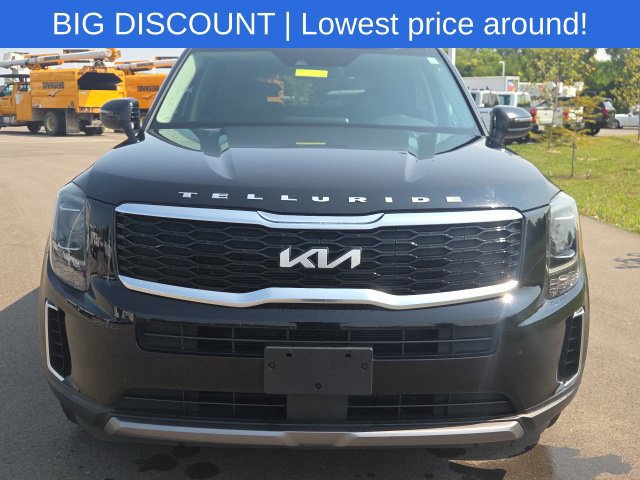 Used 2022 Kia Telluride S AWD/4WD image 3