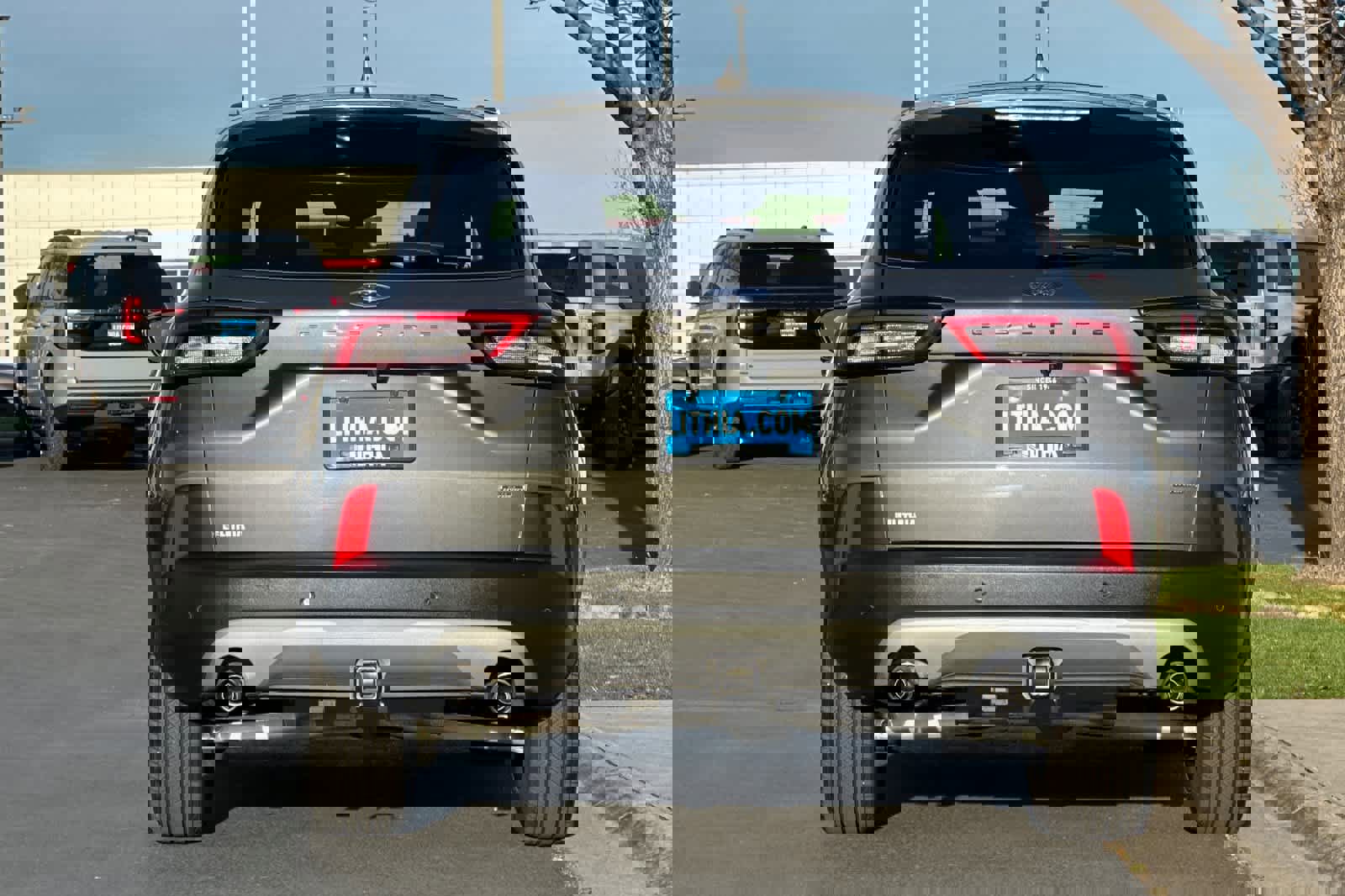 Certified 2025 Ford Escape SE w/ PHEV Premium Package image 4