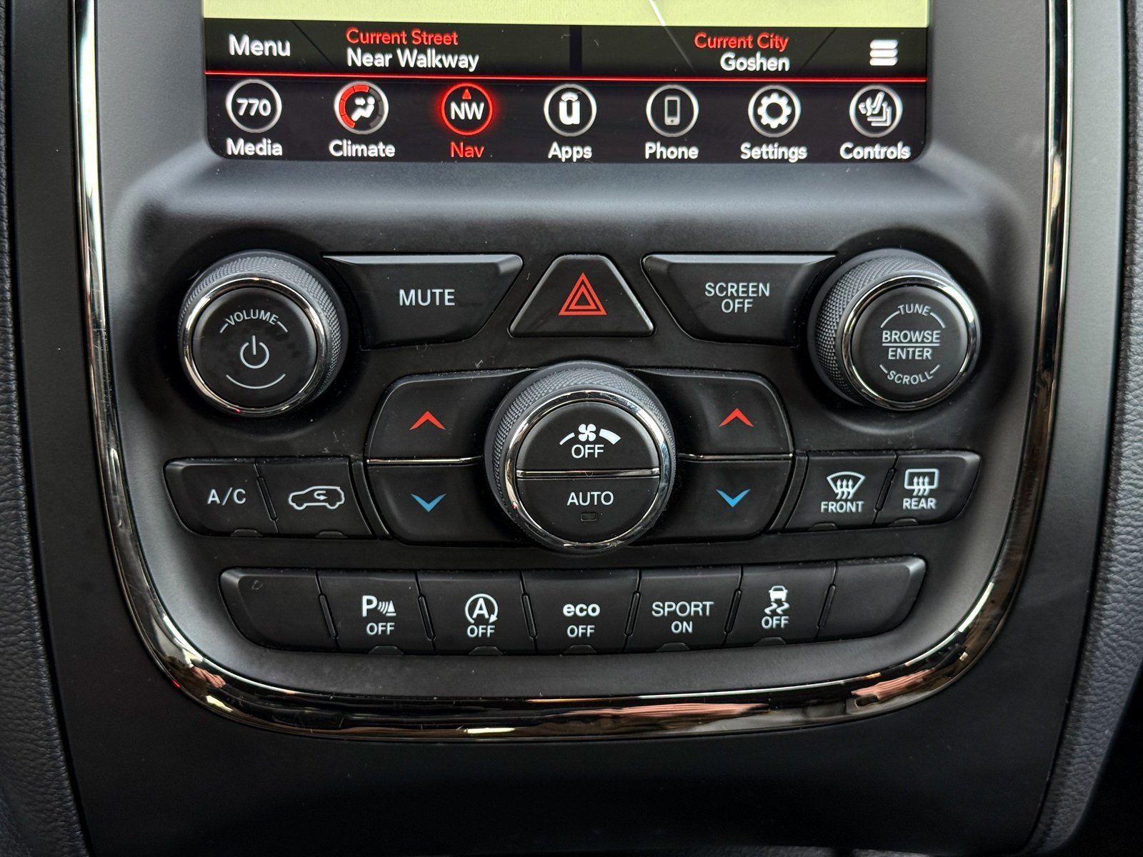 Used 2020 Dodge Durango GT image 28