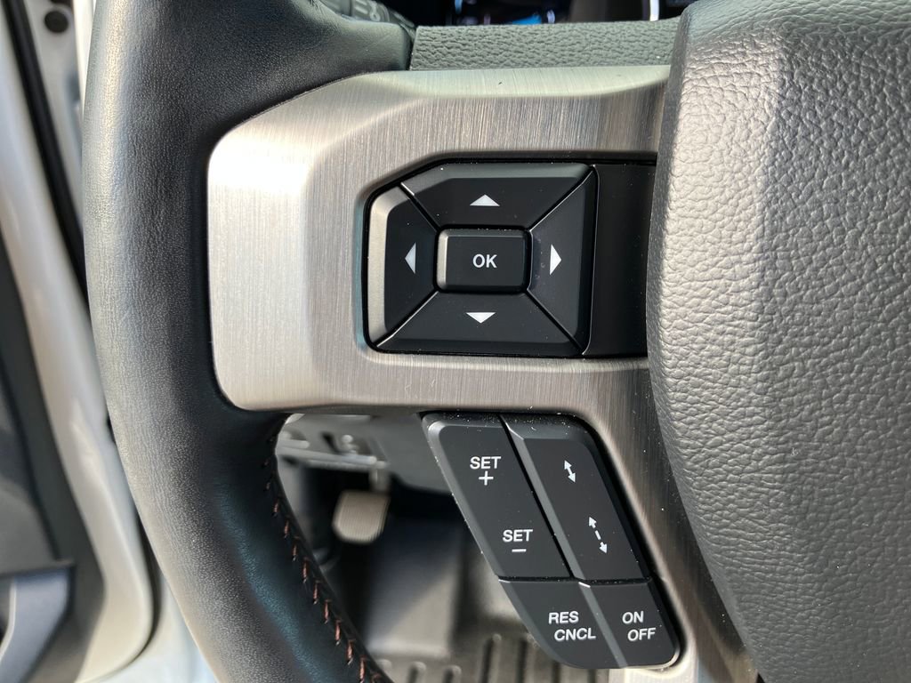 Certified 2022 Ford F450 Platinum w/ FX4 Off-Road Package image 19