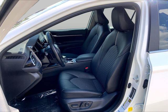 Used 2023 Toyota Camry SE AWD/4WD image 9