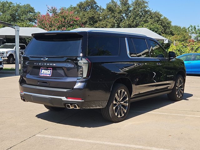 Used 2026 Chevrolet Suburban High Country AWD/4WD image 5