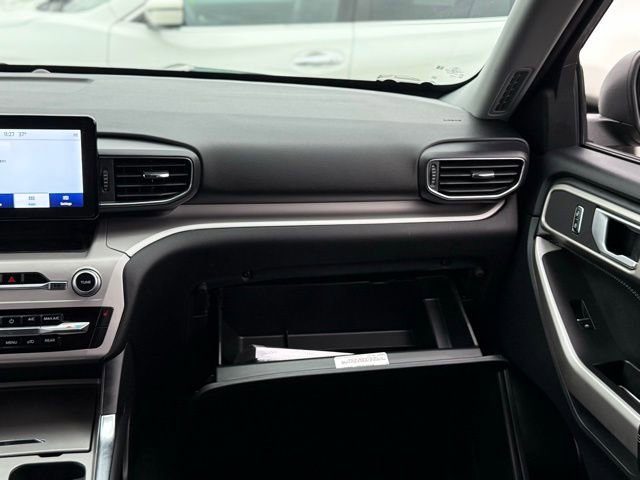 Certified 2023 Ford Explorer XLT w/ Equipment Group 202A image 34