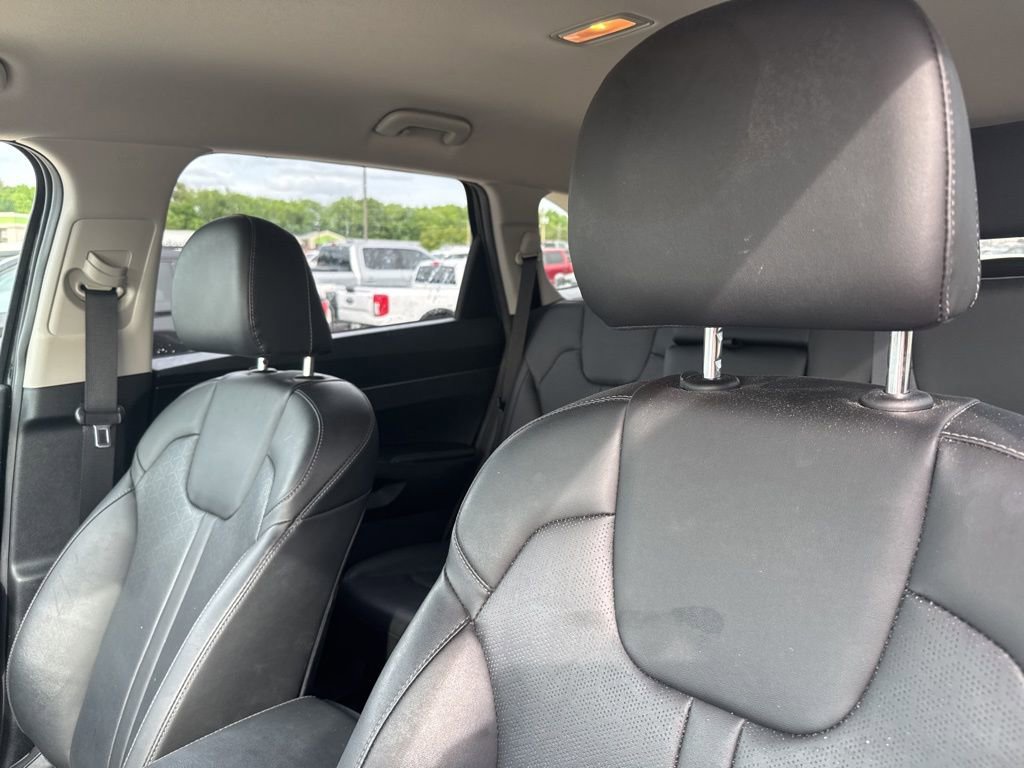 Used 2022 Kia Sorento S FWD image 29