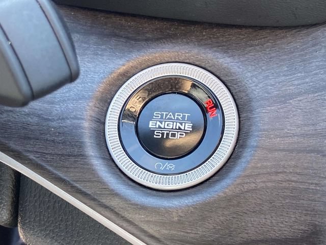 Used 2024 Jeep Grand Cherokee Limited 4xe AWD/4WD image 29