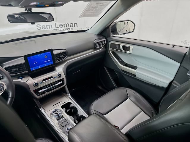 Certified 2022 Ford Explorer XLT w/ Equipment Group 202A AWD/4WD image 23