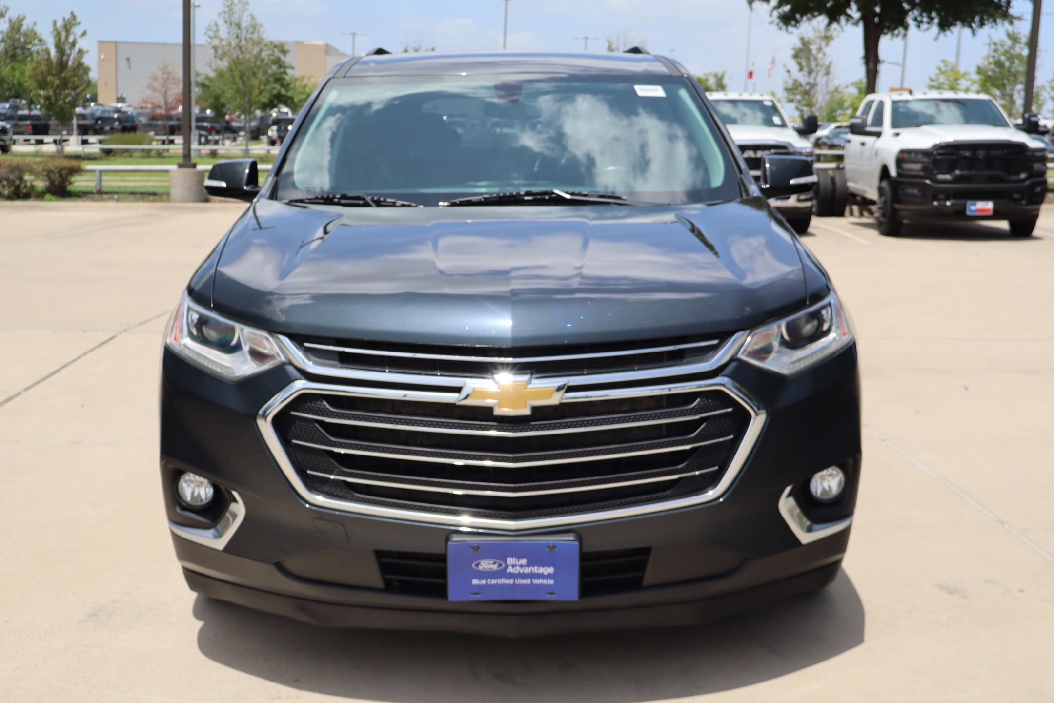 Used 2020 Chevrolet Traverse LT FWD image 9