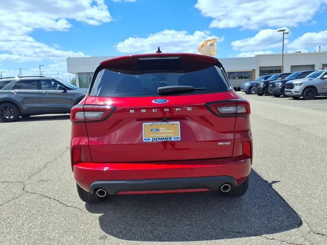 Certified 2024 Ford Escape ST-Line Elite AWD/4WD image 6