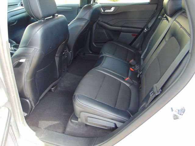 Certified 2026 Ford Escape SE FWD image 21