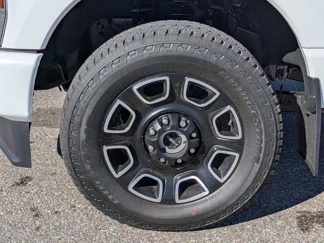Certified 2024 Ford F350 Platinum w/ FX4 Off-Road Package AWD/4WD image 12