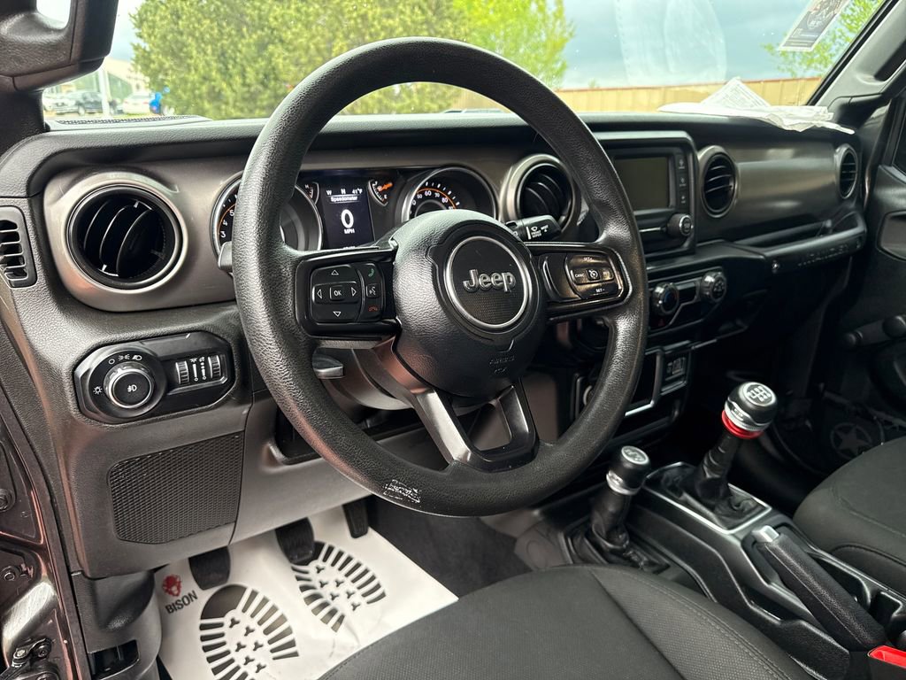 Used 2019 Jeep Wrangler Sport AWD/4WD image 15