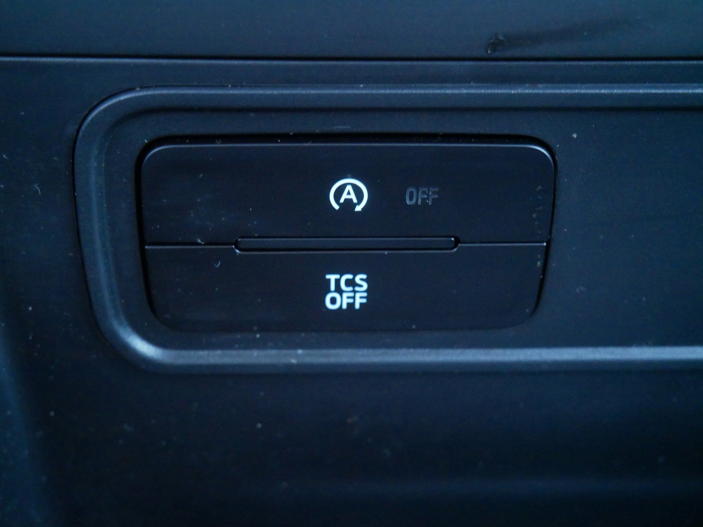 Certified 2021 Ford EcoSport SE w/ SE Convenience Package image 31