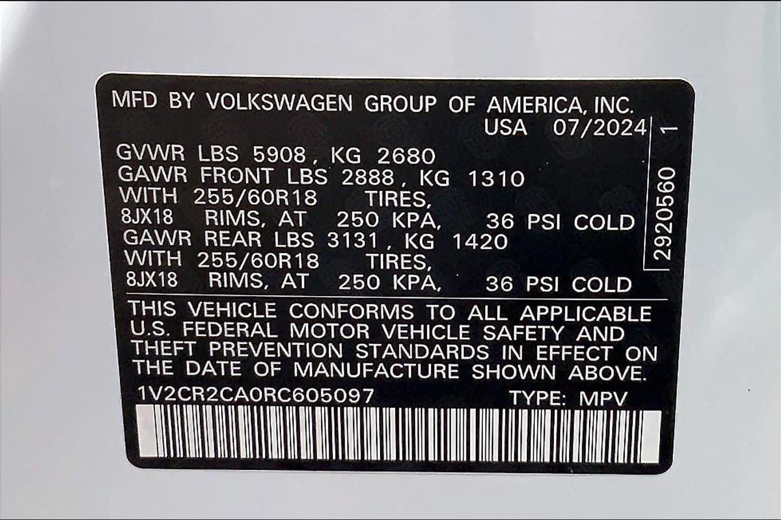 Used 2024 Volkswagen Atlas Peak Edition SE AWD/4WD image 37