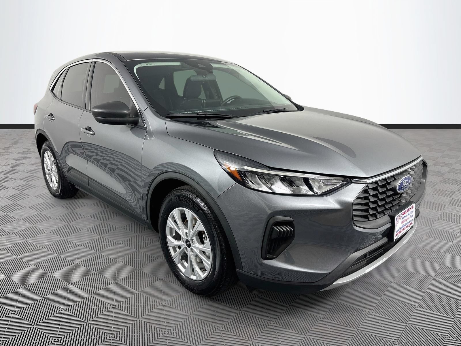 Certified 2023 Ford Escape Active FWD image 1