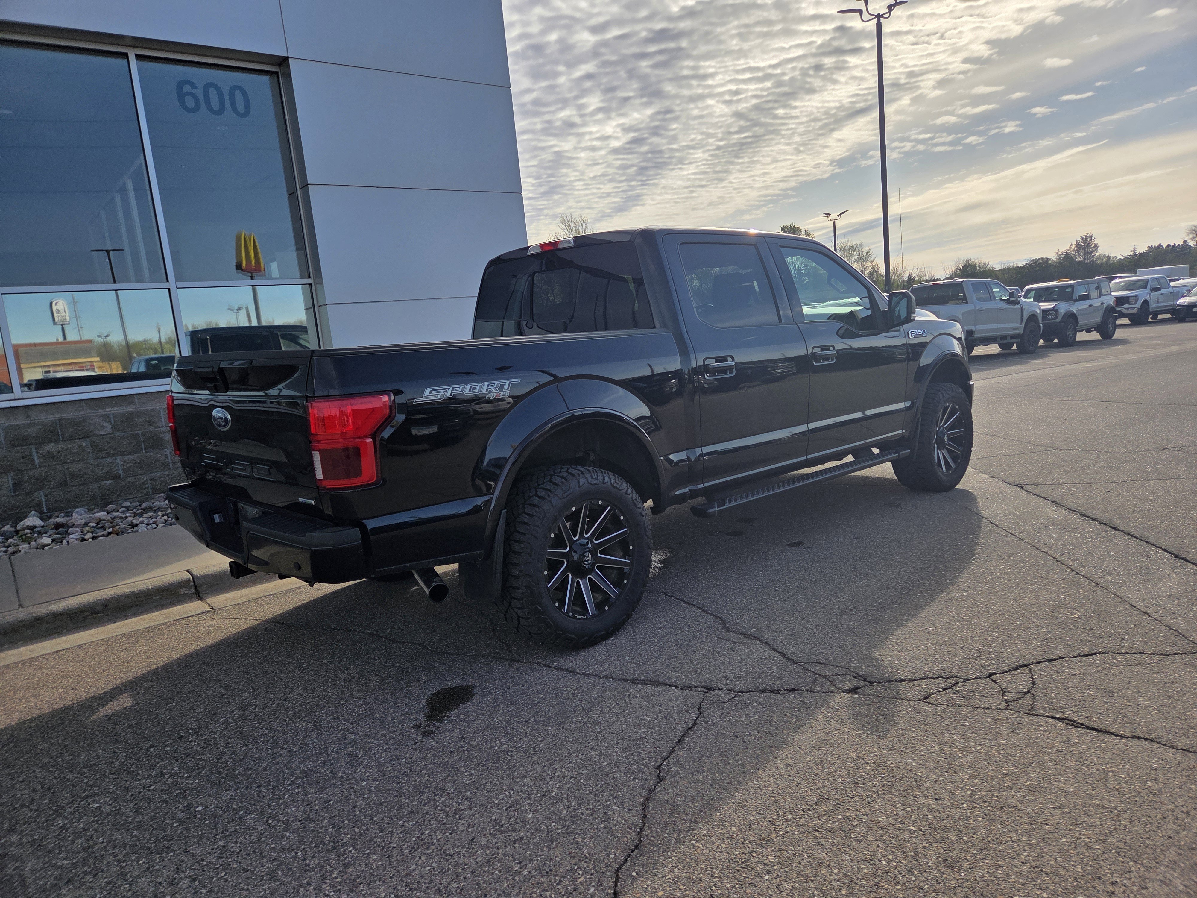 Certified 2019 Ford F150 XLT w/ Equipment Group 302A Luxury AWD/4WD image 19