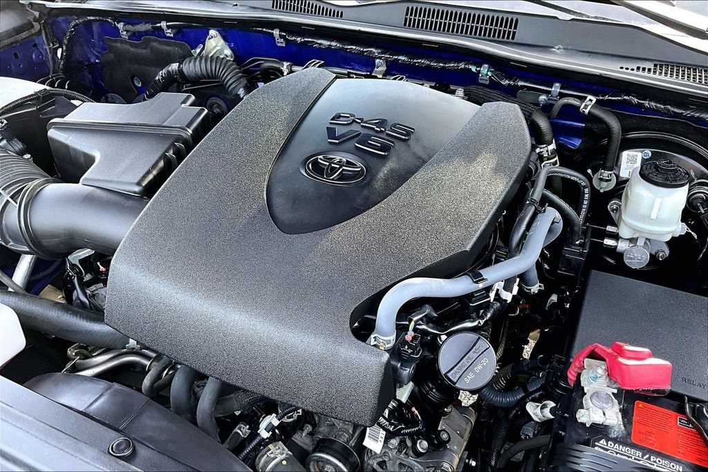 Used 2022 Toyota Tacoma SR5 AWD/4WD image 33