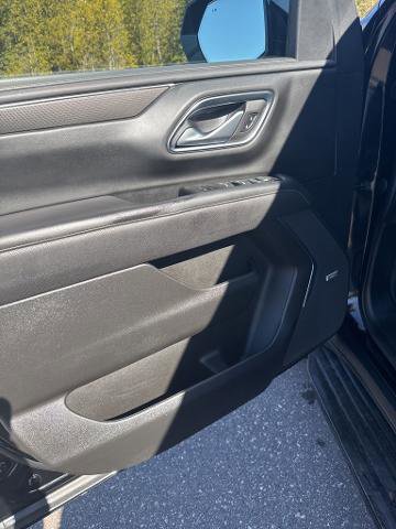 Used 2022 GMC Yukon AT4 AWD/4WD image 17