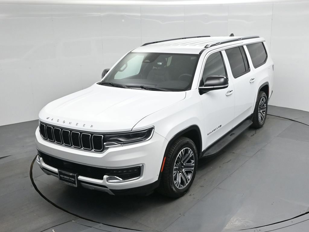 Used 2024 Jeep Wagoneer L Series II image 26