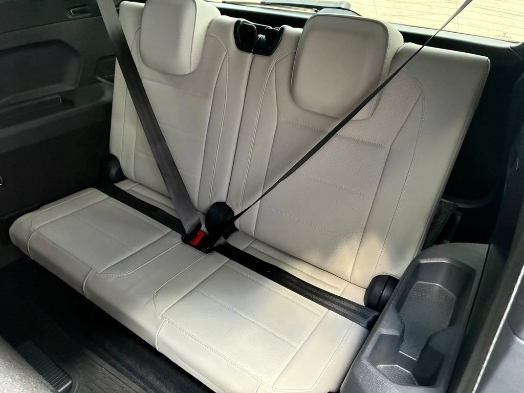 Used 2021 Volkswagen Tiguan SE R-Line w/ 3rd Row Seat Package AWD/4WD image 53