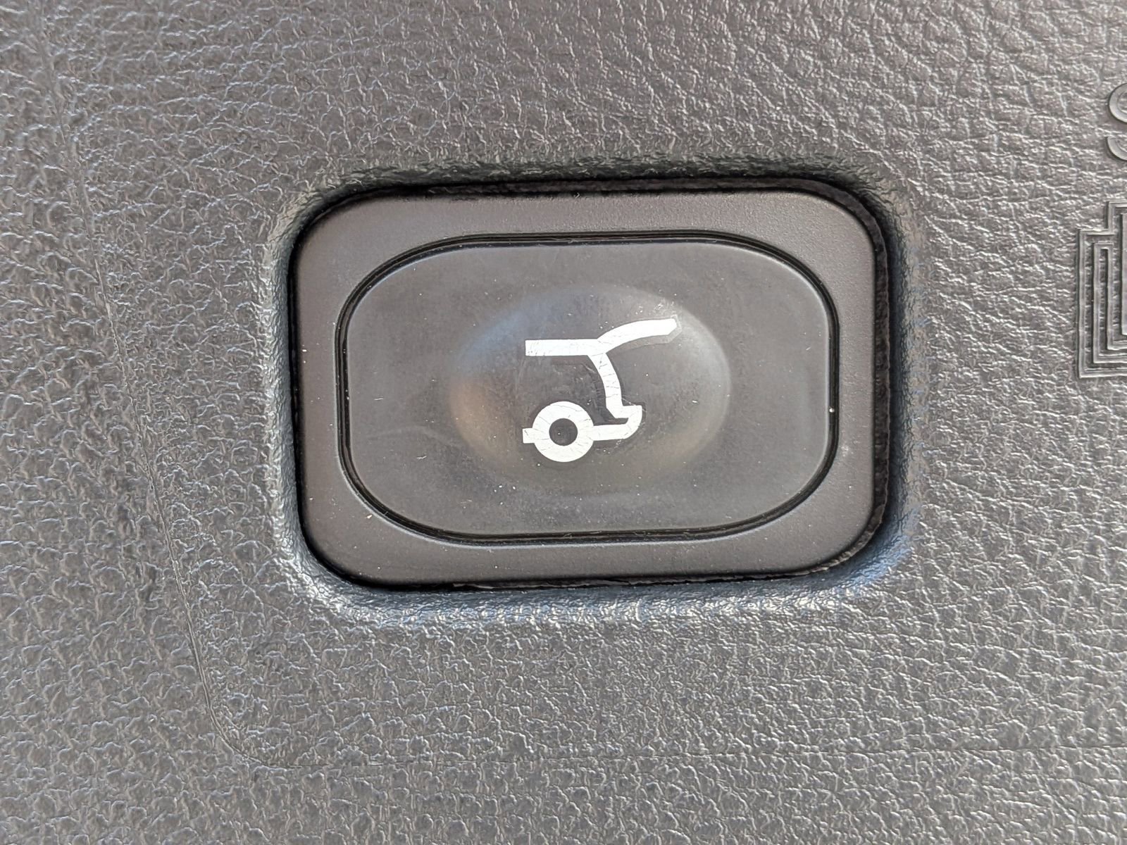 Certified 2024 Ford Edge SEL w/ Convenience Package image 15