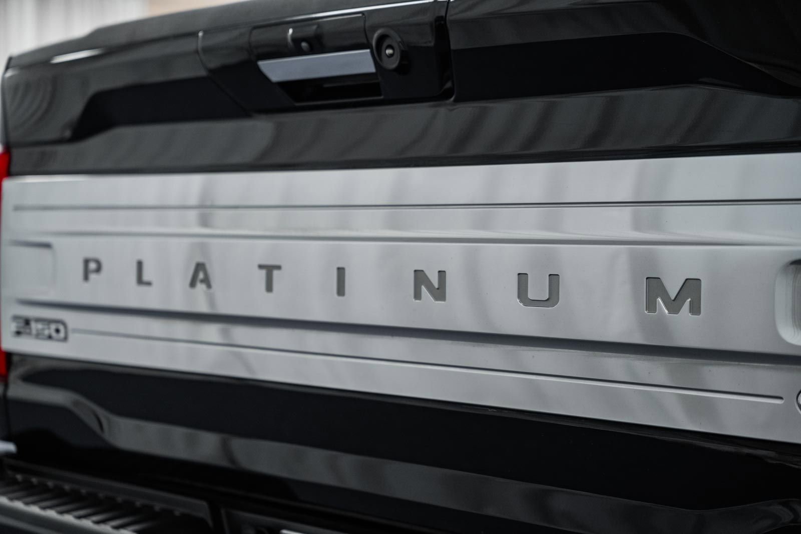 Certified 2023 Ford F150 Platinum w/ FX4 Off-Road Package image 22