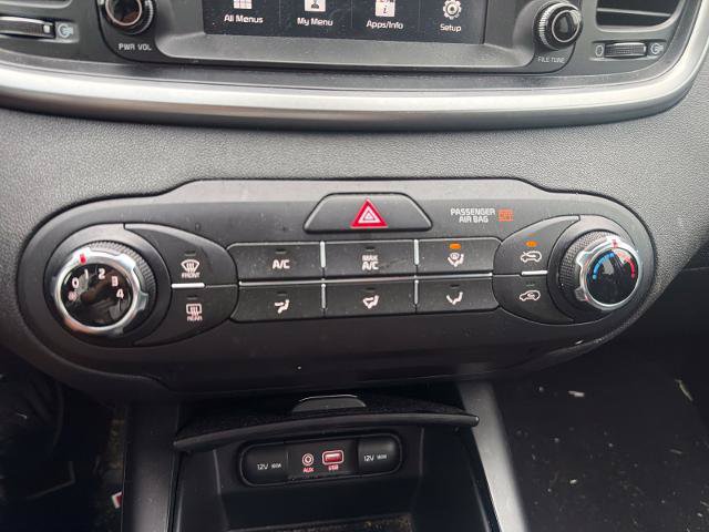 Used 2019 Kia Sorento FWD image 11