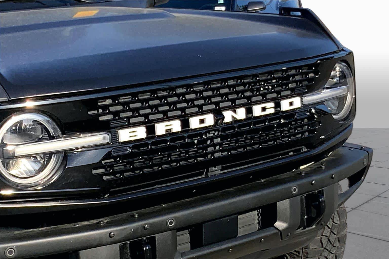 Certified 2023 Ford Bronco Wildtrak AWD/4WD image 25