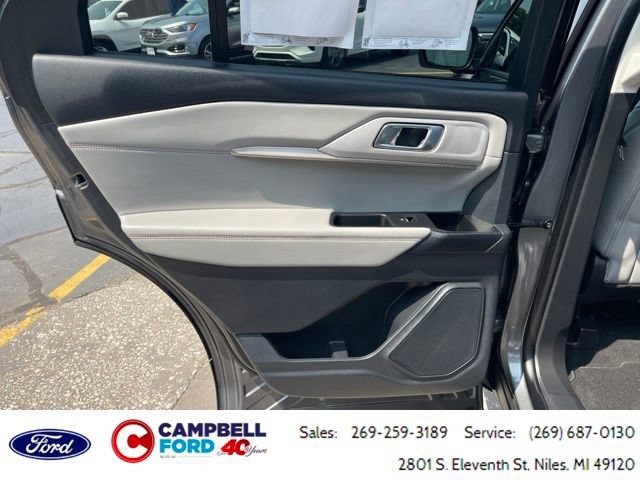 Certified 2026 Ford Explorer Active w/ Active Comfort Package AWD/4WD image 17