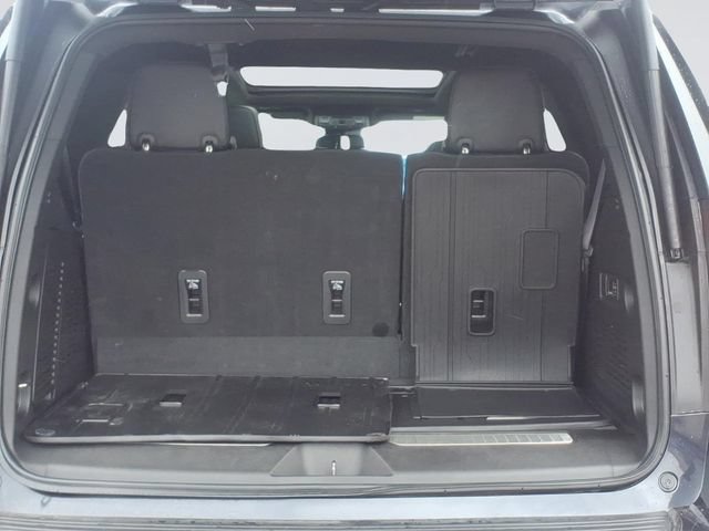 Used 2023 GMC Yukon Denali w/ LPO, Floor Liner Package AWD/4WD image 7