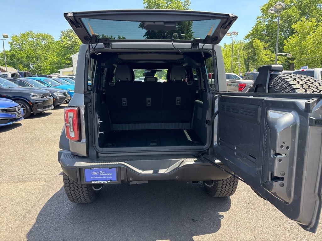 Certified 2025 Ford Bronco Badlands w/ Sasquatch Package AWD/4WD image 12