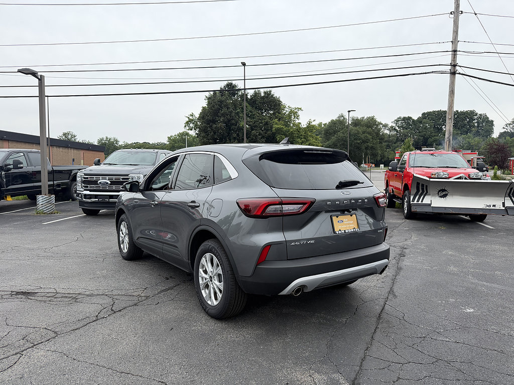Certified 2023 Ford Escape Active AWD/4WD image 5