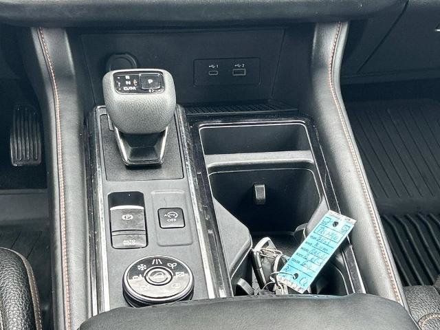 Used 2023 Nissan Pathfinder Rock Creek AWD/4WD image 16