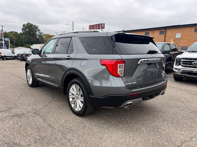 Certified 2024 Ford Explorer Limited w/ Limited Technology Package AWD/4WD image 6