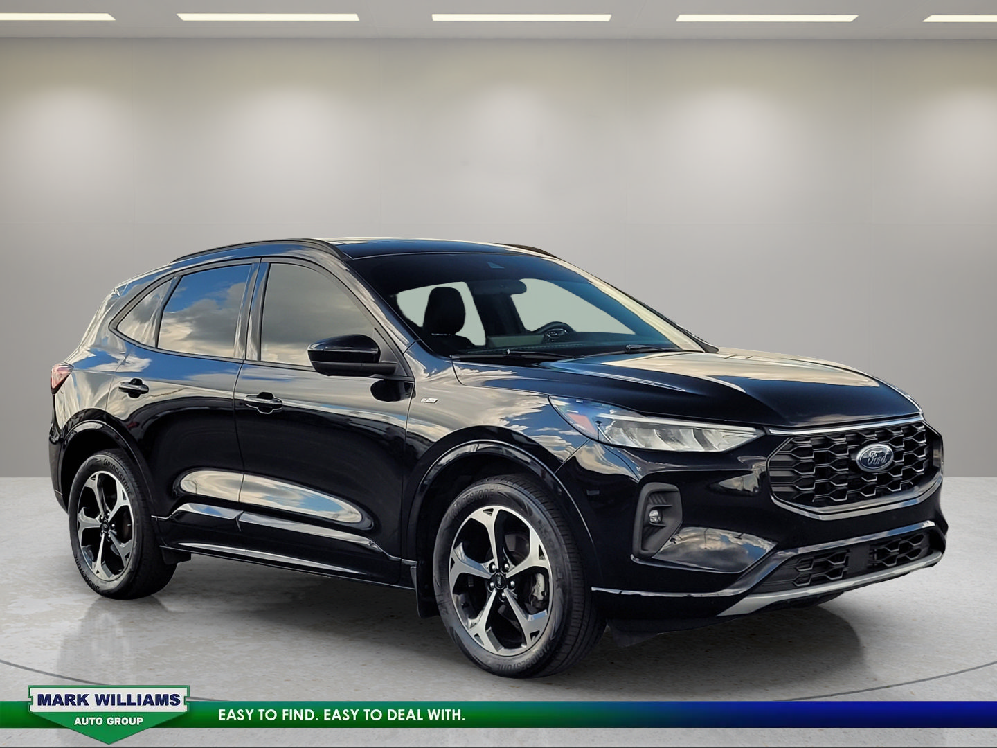 Certified 2023 Ford Escape ST-Line Select w/ Tech Pack #2 AWD/4WD image 1