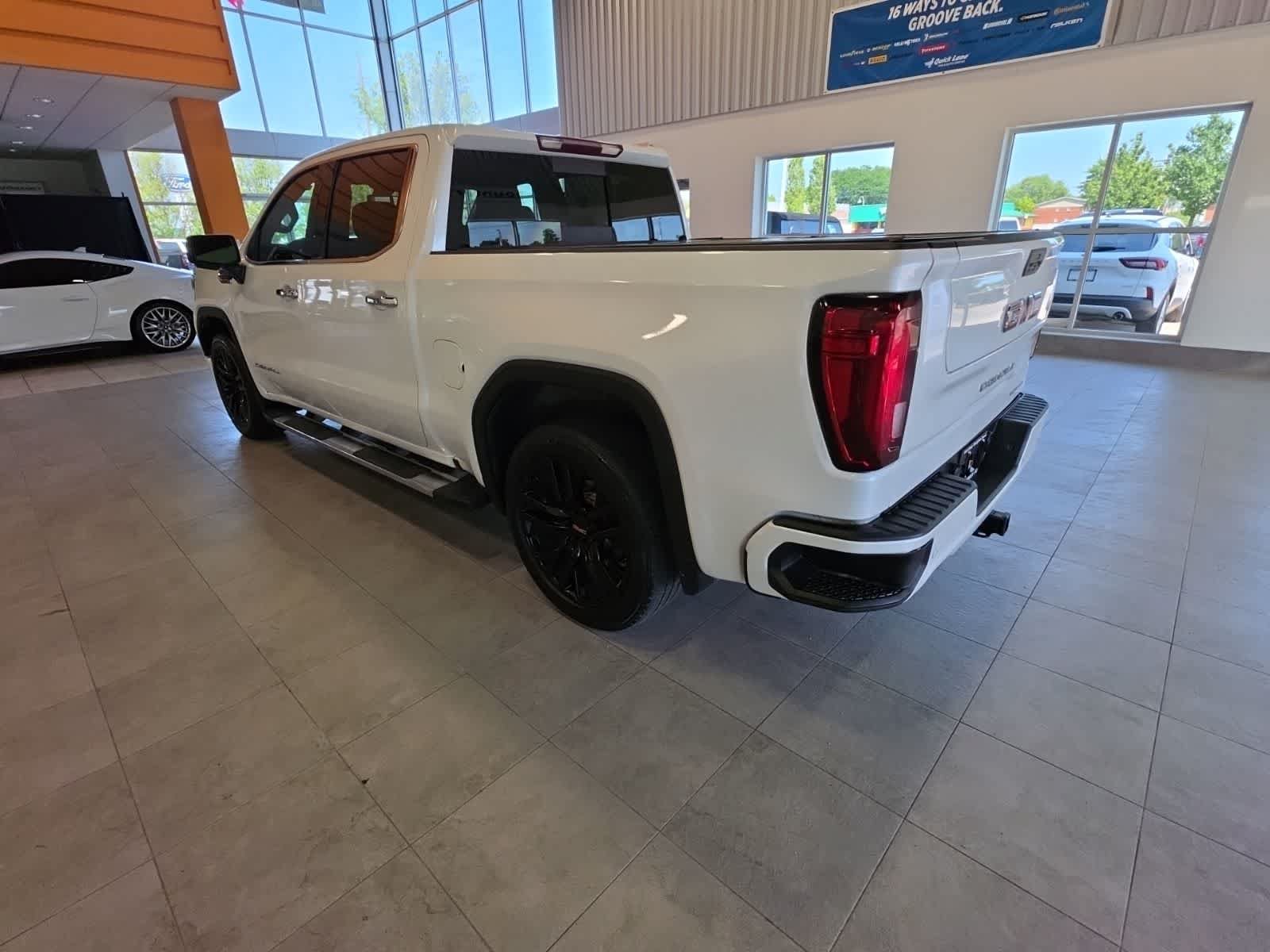 Used 2021 GMC Sierra 1500 Denali w/ Driver Alert Package II AWD/4WD image 13