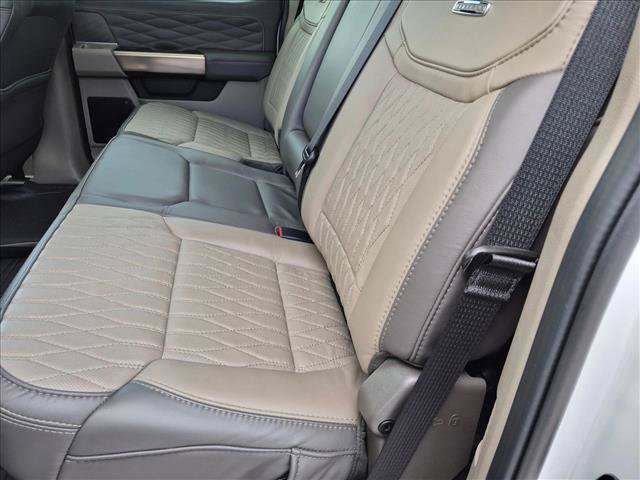 Certified 2025 Ford F250 Platinum w/ Platinum Plus Package AWD/4WD image 18