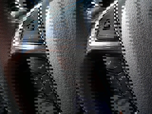 Certified 2024 Ford Edge Titanium image 21