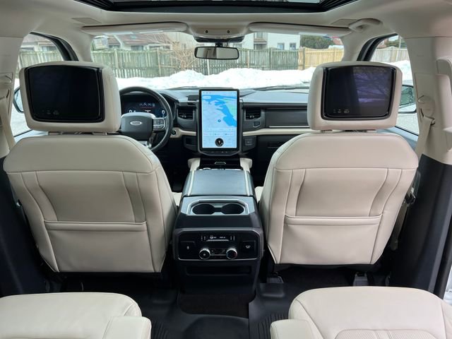 Certified 2023 Ford Expedition Max Platinum image 35