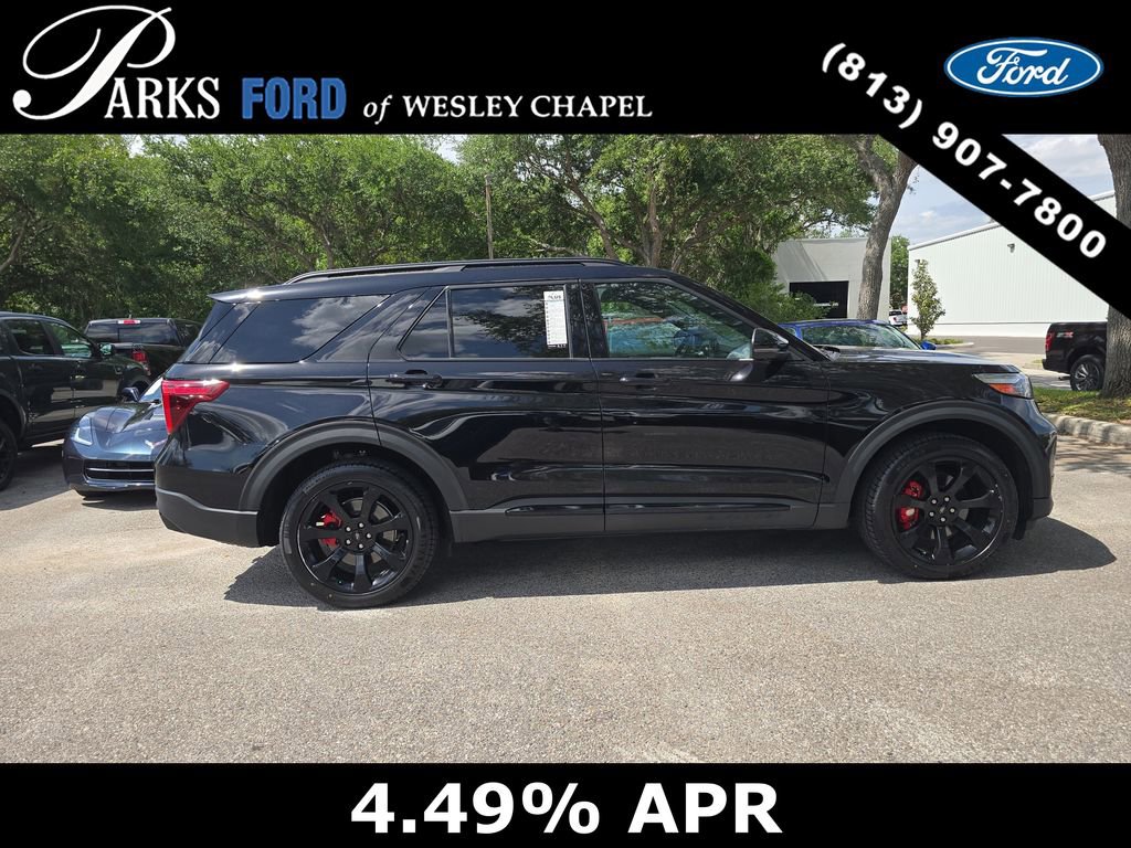 Certified 2023 Ford Explorer ST w/ Equipment Group 401A AWD/4WD image 3