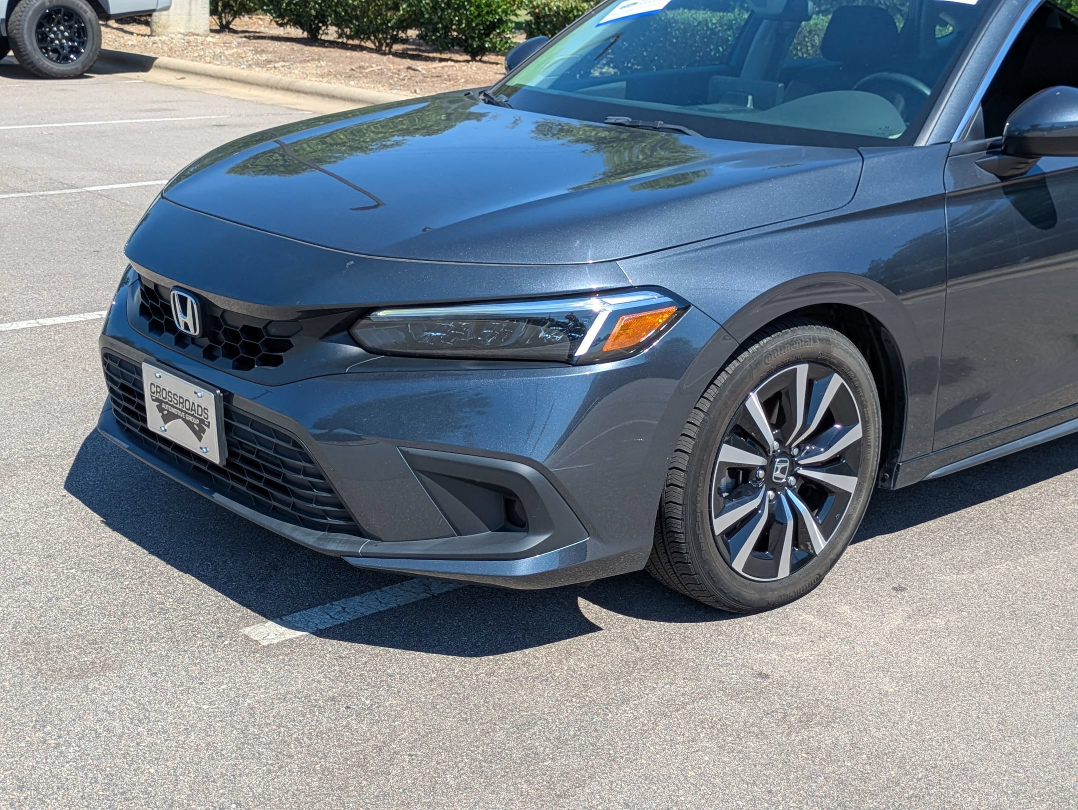 Used 2024 Honda Civic EX-L image 10