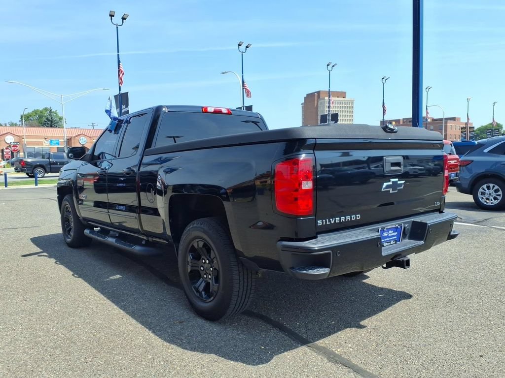 Used 2019 Chevrolet Silverado 1500 LT w/ All Star Edition AWD/4WD image 7