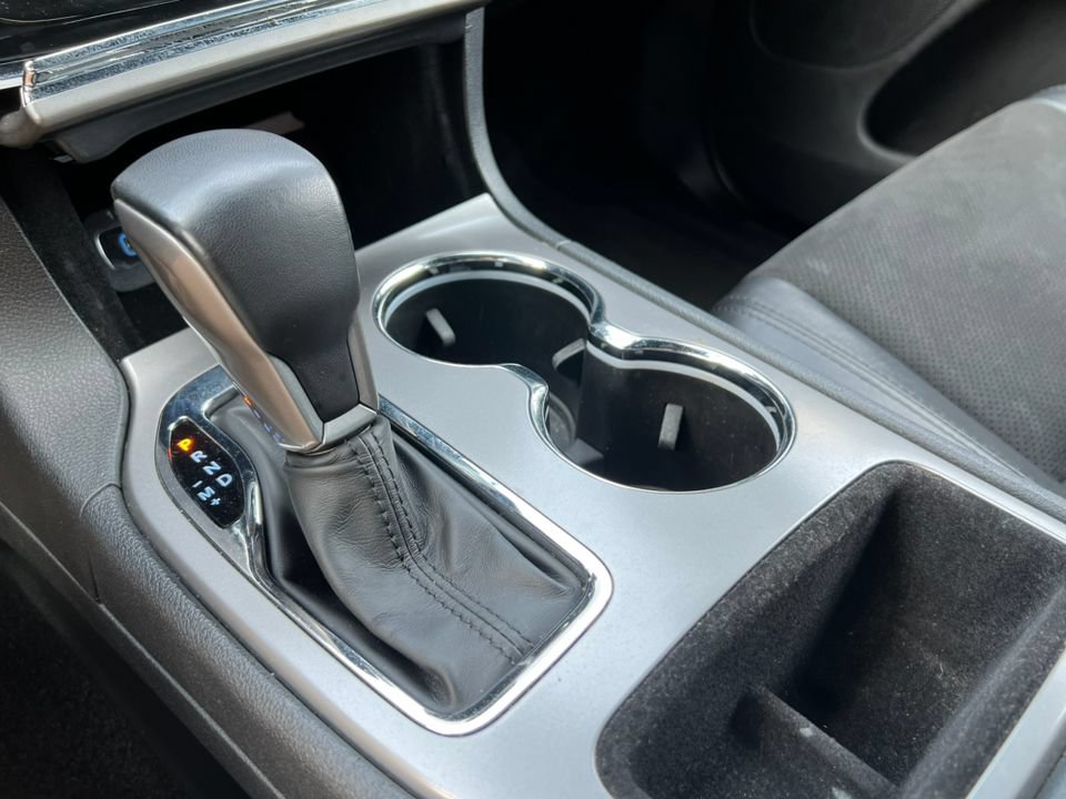 Used 2022 Jeep Grand Cherokee Laredo X AWD/4WD image 26