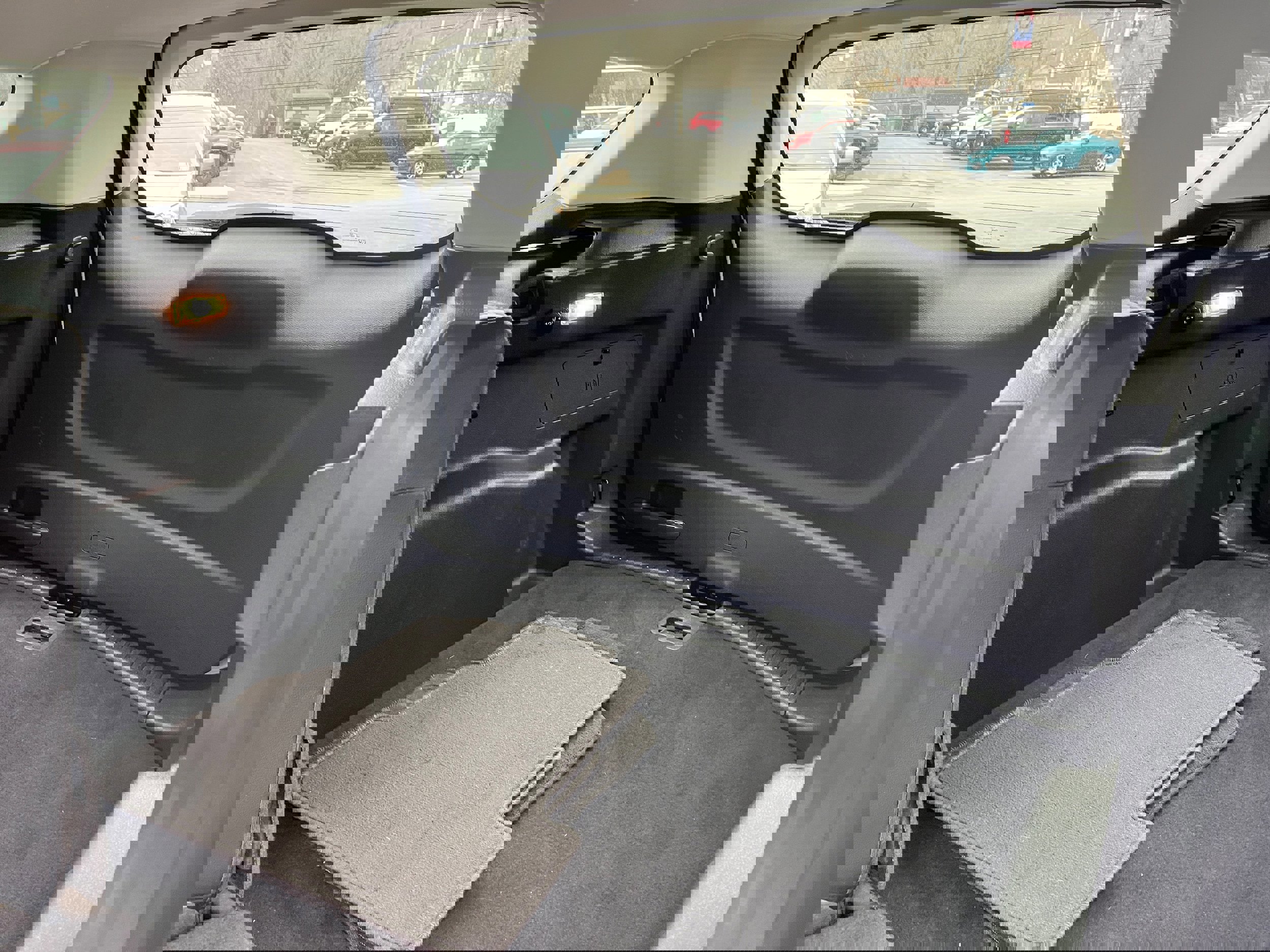 Certified 2018 Ford Escape SE w/ Ford Safe & Smart Package image 14