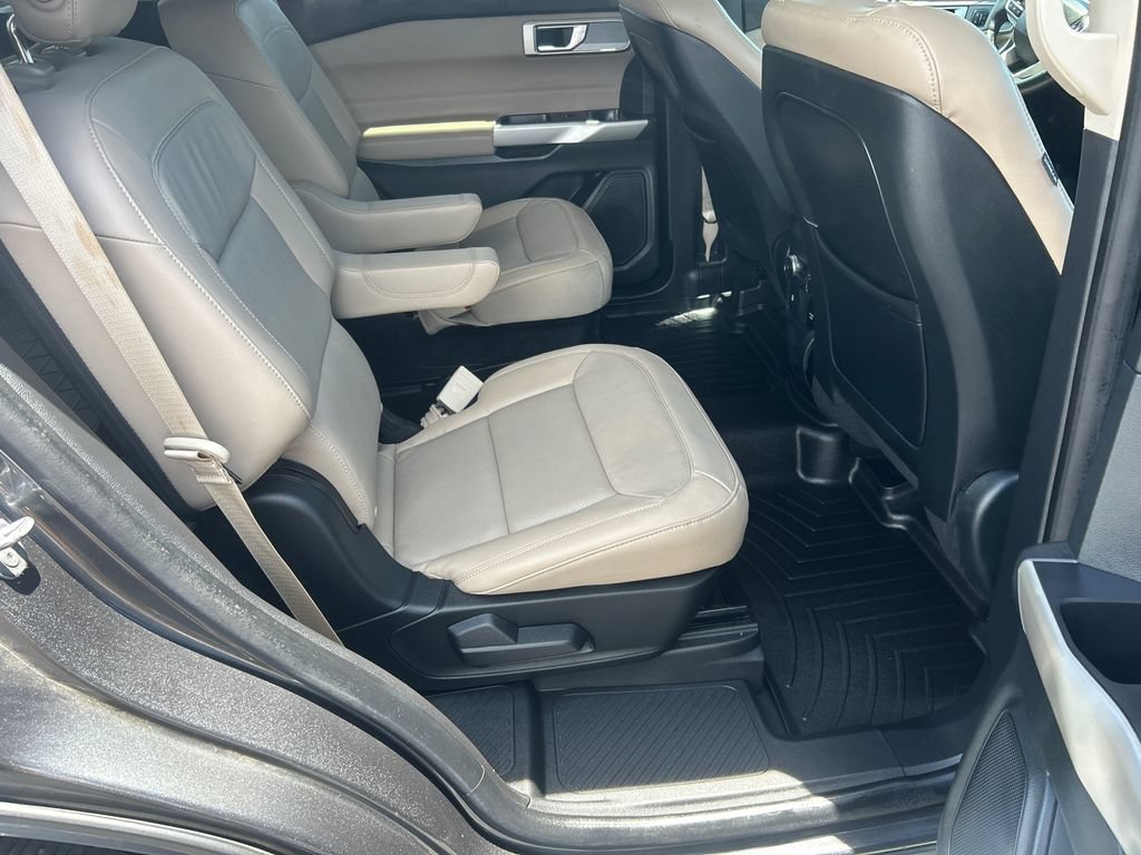Certified 2020 Ford Explorer Limited RWD image 15