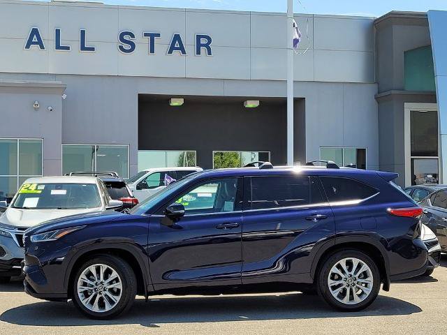 Used 2023 Toyota Highlander Limited AWD/4WD image 7
