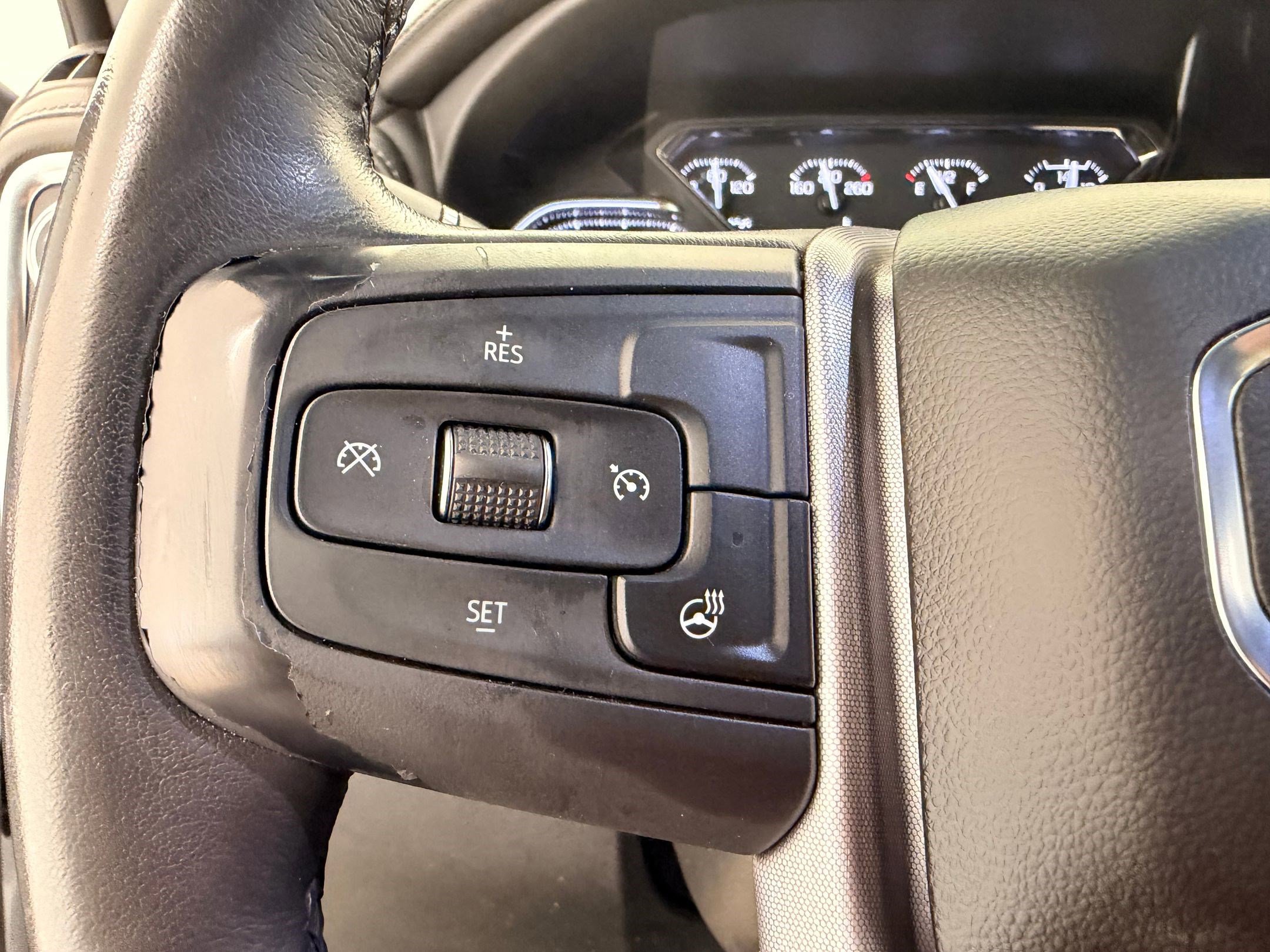 Used 2020 GMC Sierra 1500 SLT image 16