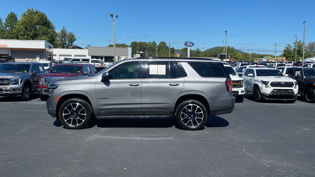 Used 2021 Chevrolet Tahoe RST w/ Luxury Package RWD image 8